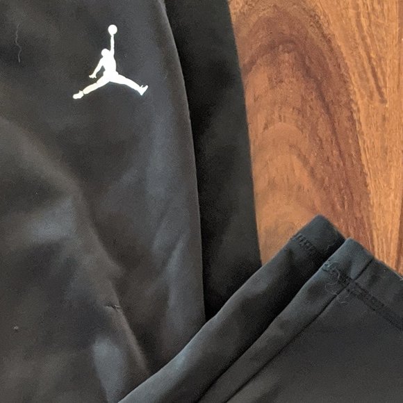Jordan Youth Large Black Athletic Pants - Picture 6 of 6